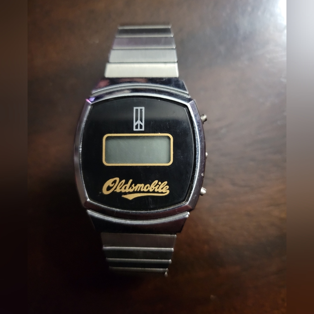 Oldsmobile Watch
